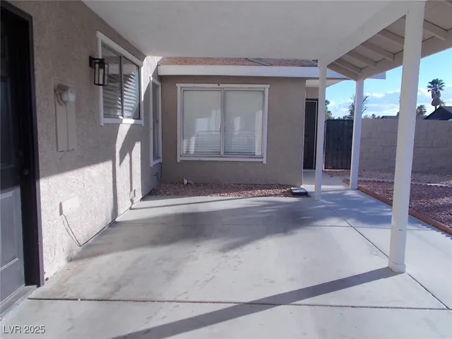 $2,100 | 7053 Mountain Meadow Lane, Las Vegas, NV 89147