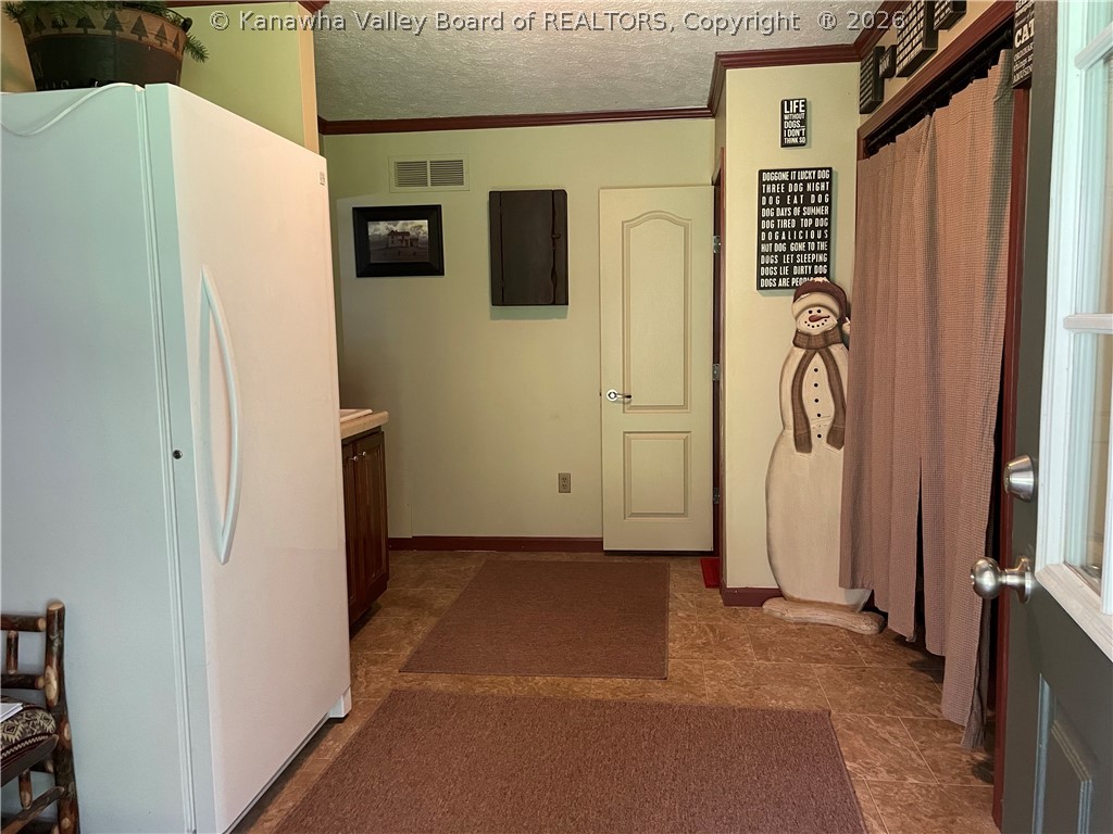 26 Ridgeview Acrs Le Roy, WV 25252 - Photo 27 of 50 Gallery Image 27