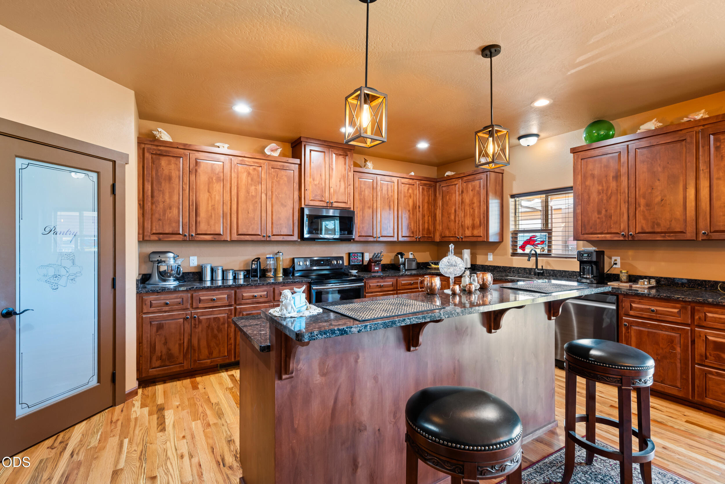 1213 Casino Road Medford, OR 97501 - Photo 46 of 77