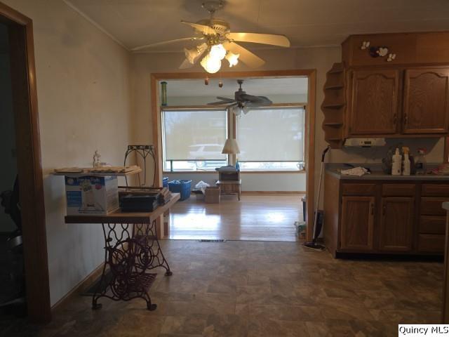 1741 Linn Street Hamilton, IL 62341 - Photo 4 of 28