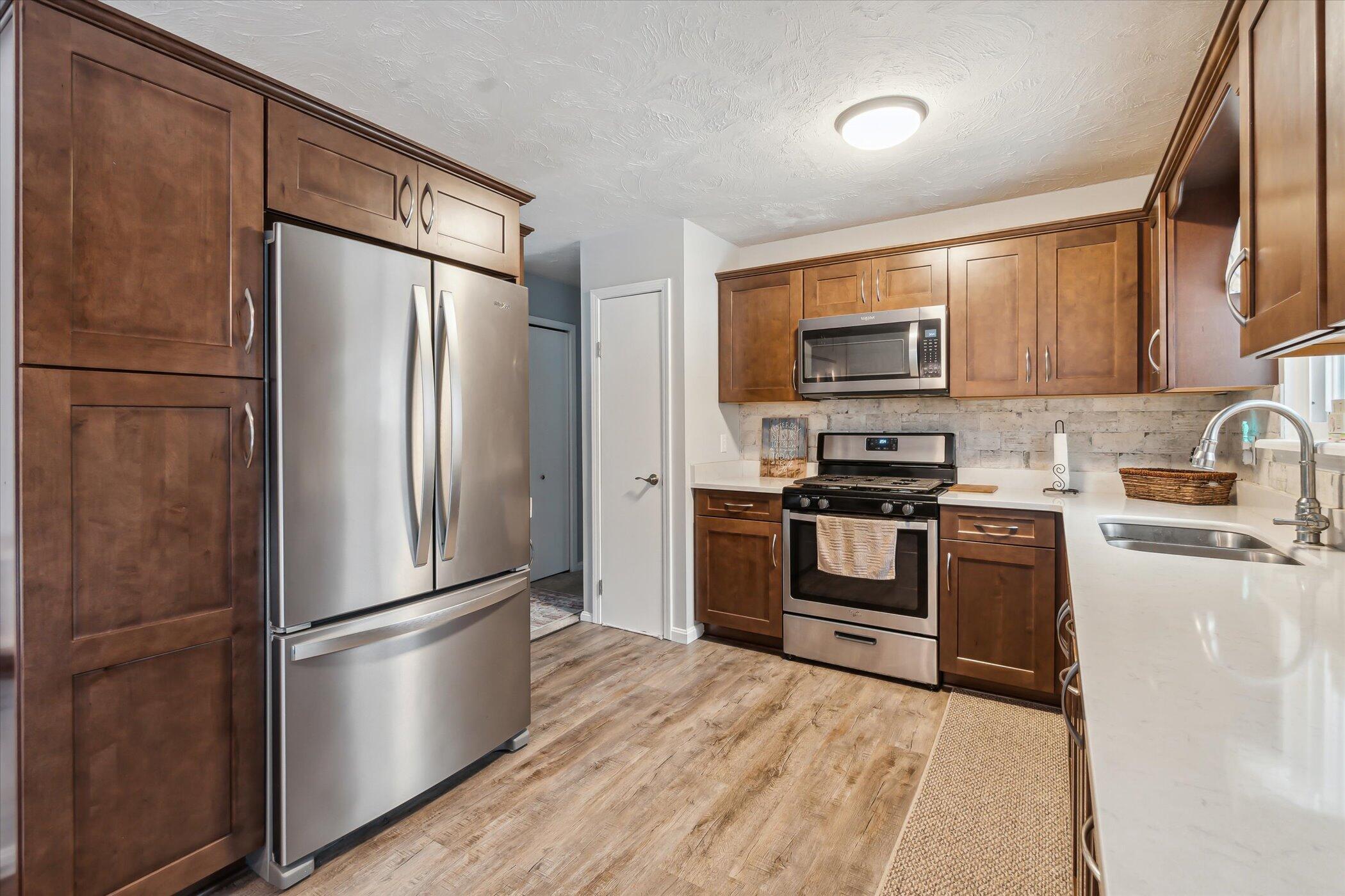 10115 North Meridian Road Pleasant Lake, MI 49272 - Photo 12 of 40 15-10115-N-Meridian-Rd-Pleasant-Lake-MI-