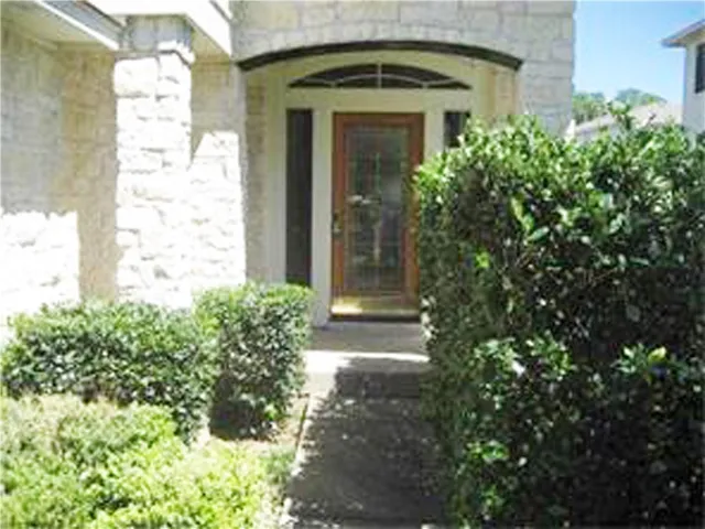 $1,799 | 2804 Turtle River Drive, Leander, TX 78641