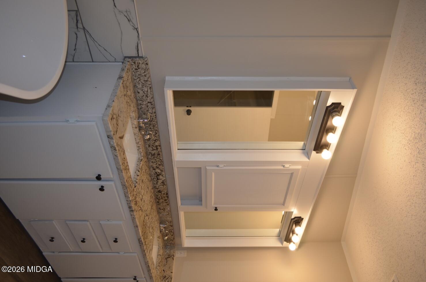 1048 Lee King Road Forsyth, GA 31029 - Photo 10 of 19