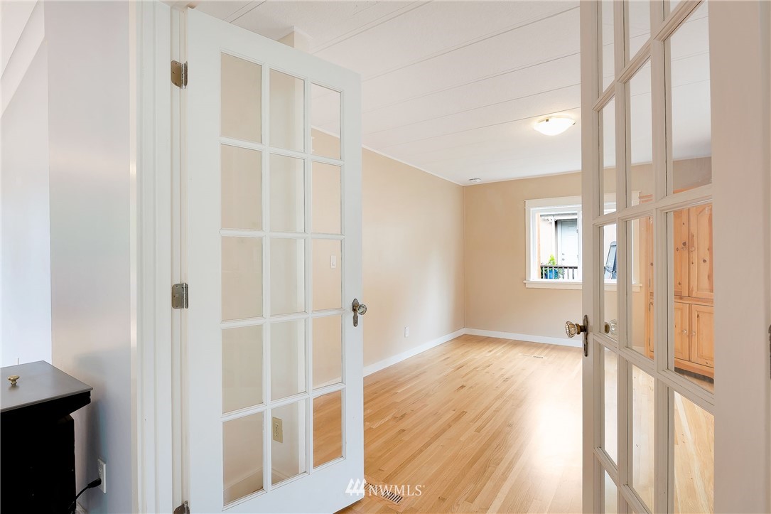 12815 Northeast 199th Street Bothell, WA 98011 - Photo 12 of 25