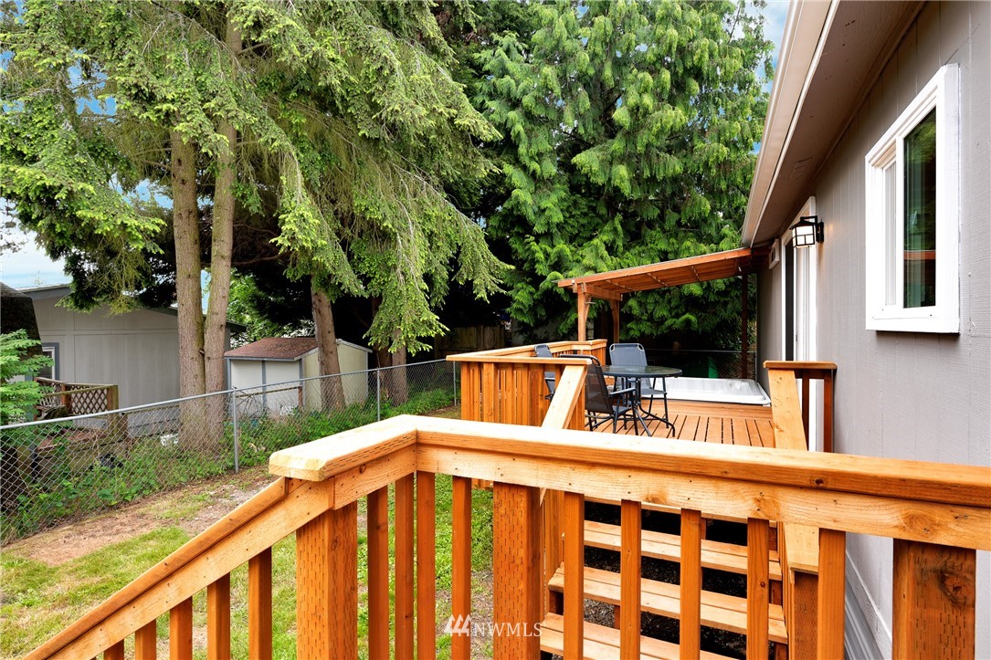 12815 Northeast 199th Street Bothell, WA 98011 - Photo 22 of 25