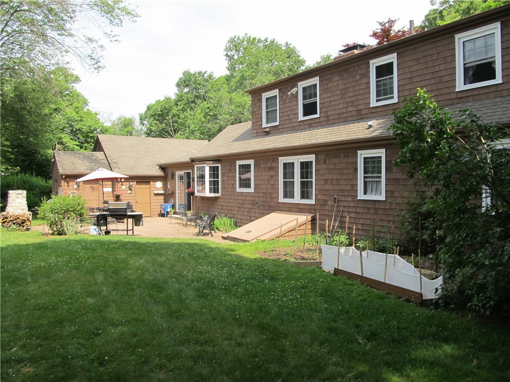 26 Samuel Stone Road Scituate, RI 02857 - Photo 3 of 25