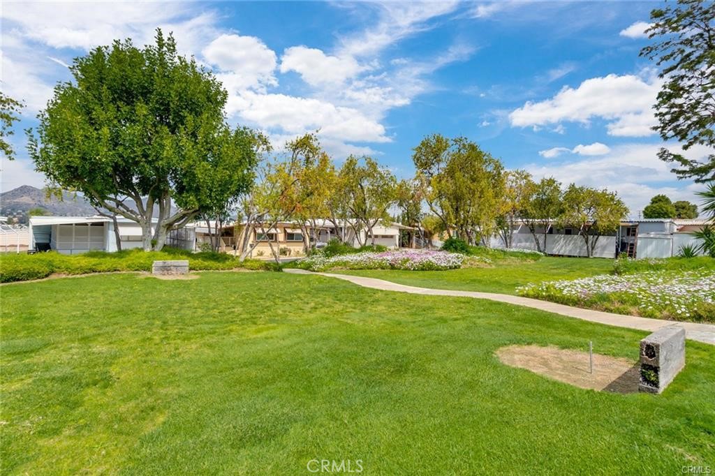 3500 Buchanan Street, Unit 230 Riverside, CA 92503 - Photo 27 of 28 Community