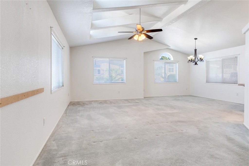 3500 Buchanan Street, Unit 230 Riverside, CA 92503 - Photo 5 of 28 Living room