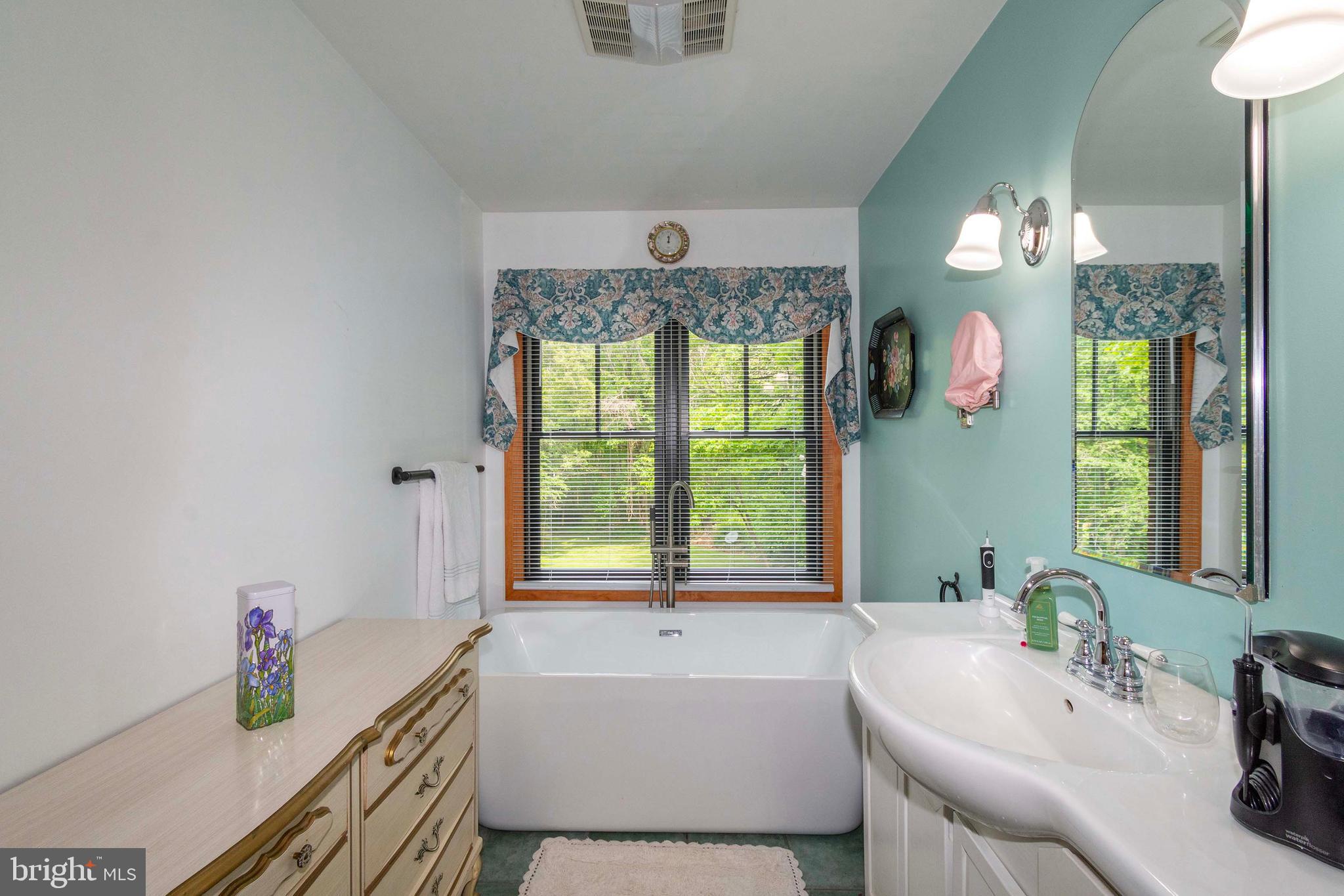 5060 Ridgeview Road Reva, VA 22735 - Photo 23 of 54