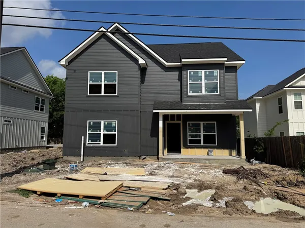 $3,250 | 215 Richards Street, Unit B, College Station, TX 77840