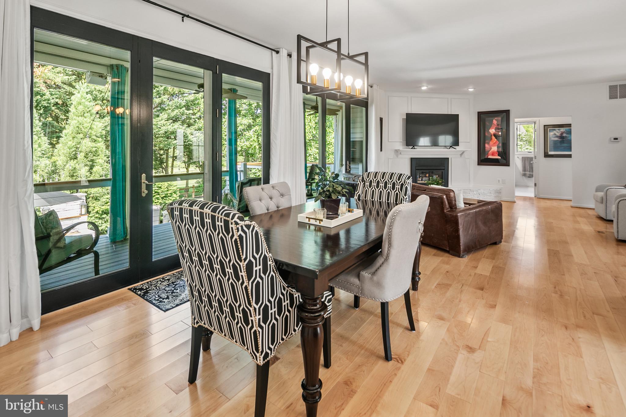 16836 Hardy Road Mount Airy, MD 21771 - Photo 16 of 68 Dining Area