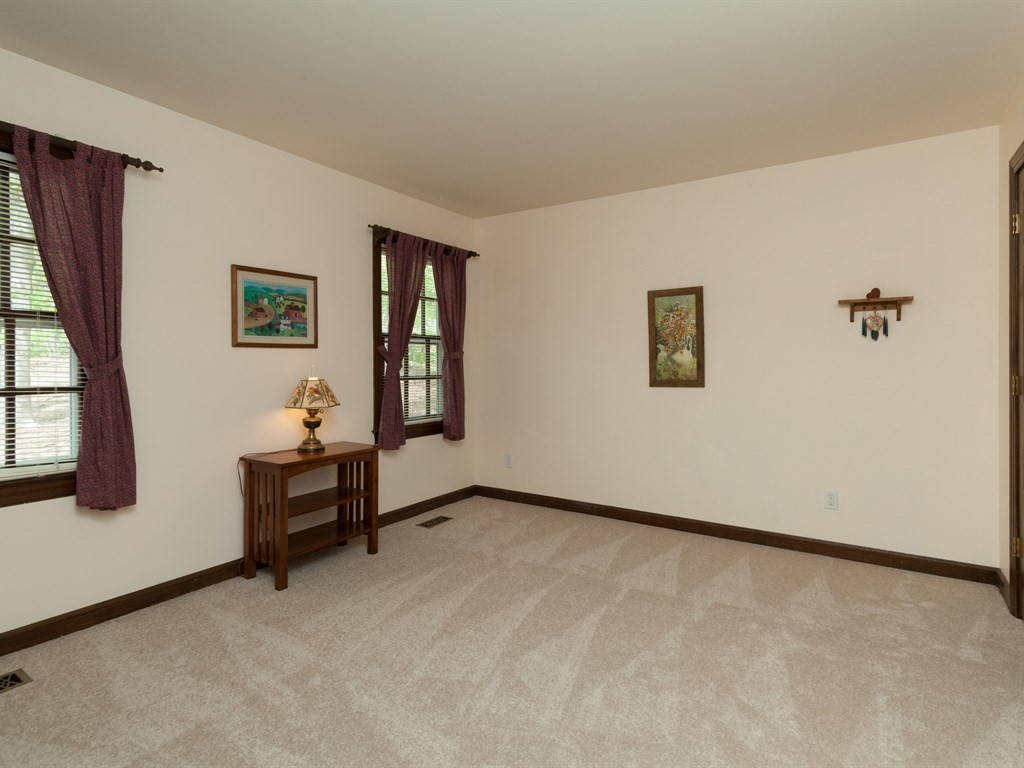 4909 Connell Drive Raleigh, NC 27612 - Photo 11 of 25 Photo 11