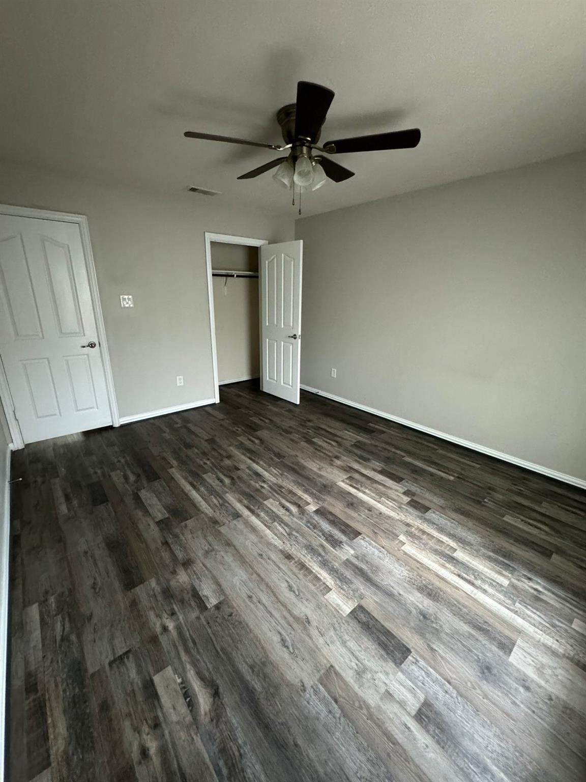 25614 Crisp Spring Lane Spring, TX 77373 - Photo 18 of 25 a view of an empty room and window