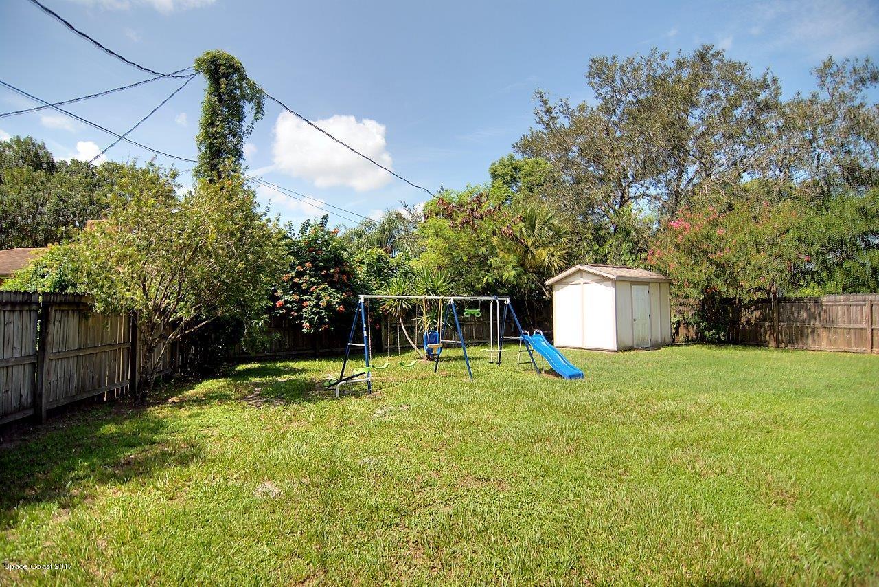 714 Furth Road Northwest Palm Bay, FL 32907 - Photo 13 of 14 backyard