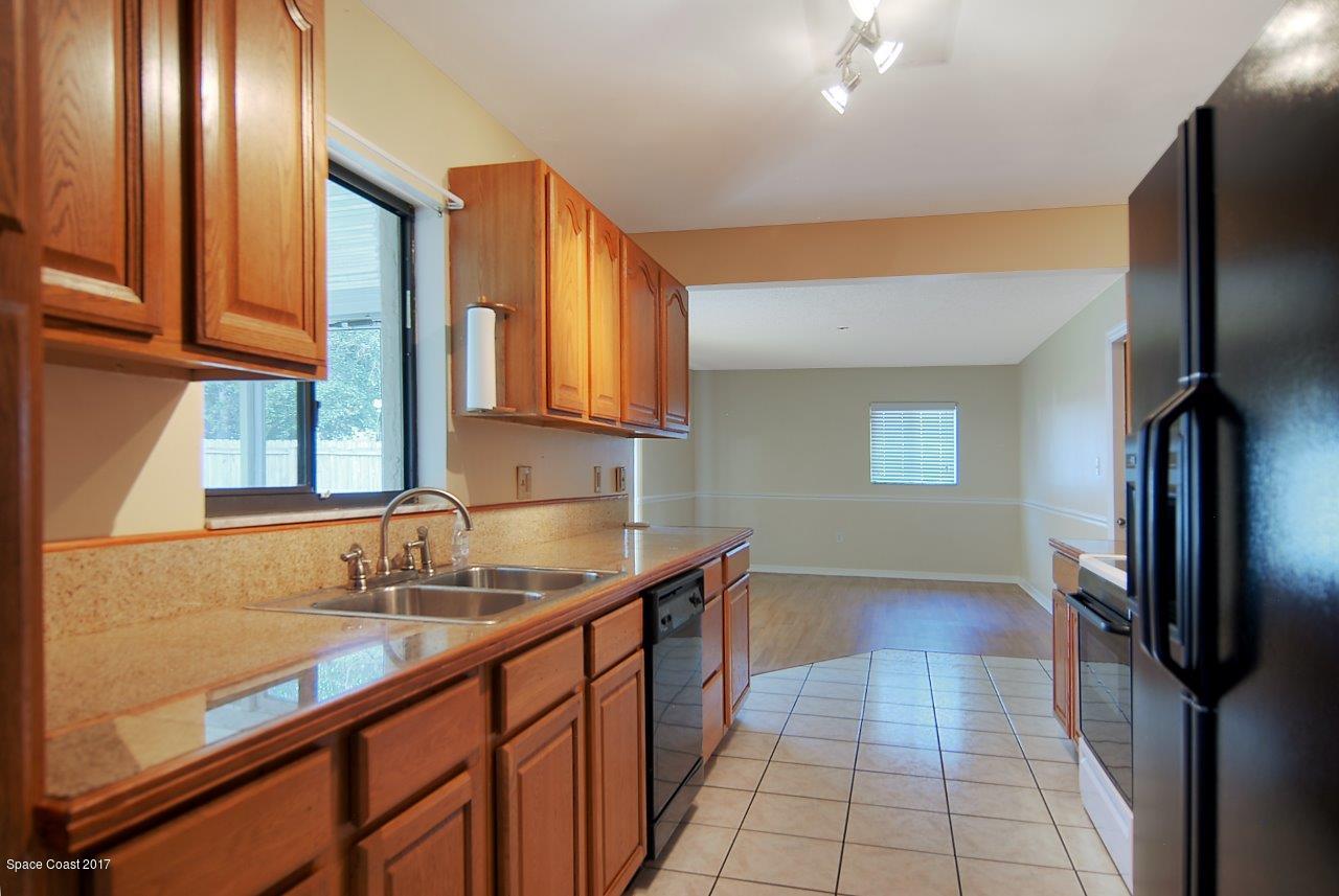 714 Furth Road Northwest Palm Bay, FL 32907 - Photo 7 of 14 kitchen