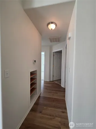 $2,700 | 17611 67th Ave Court East, Puyallup, WA 98375