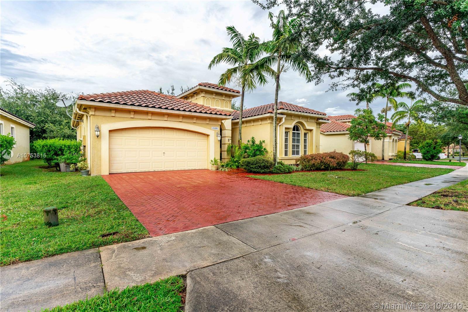 Vizcaya Miramar, FL 33027 - Photo 7 of 44