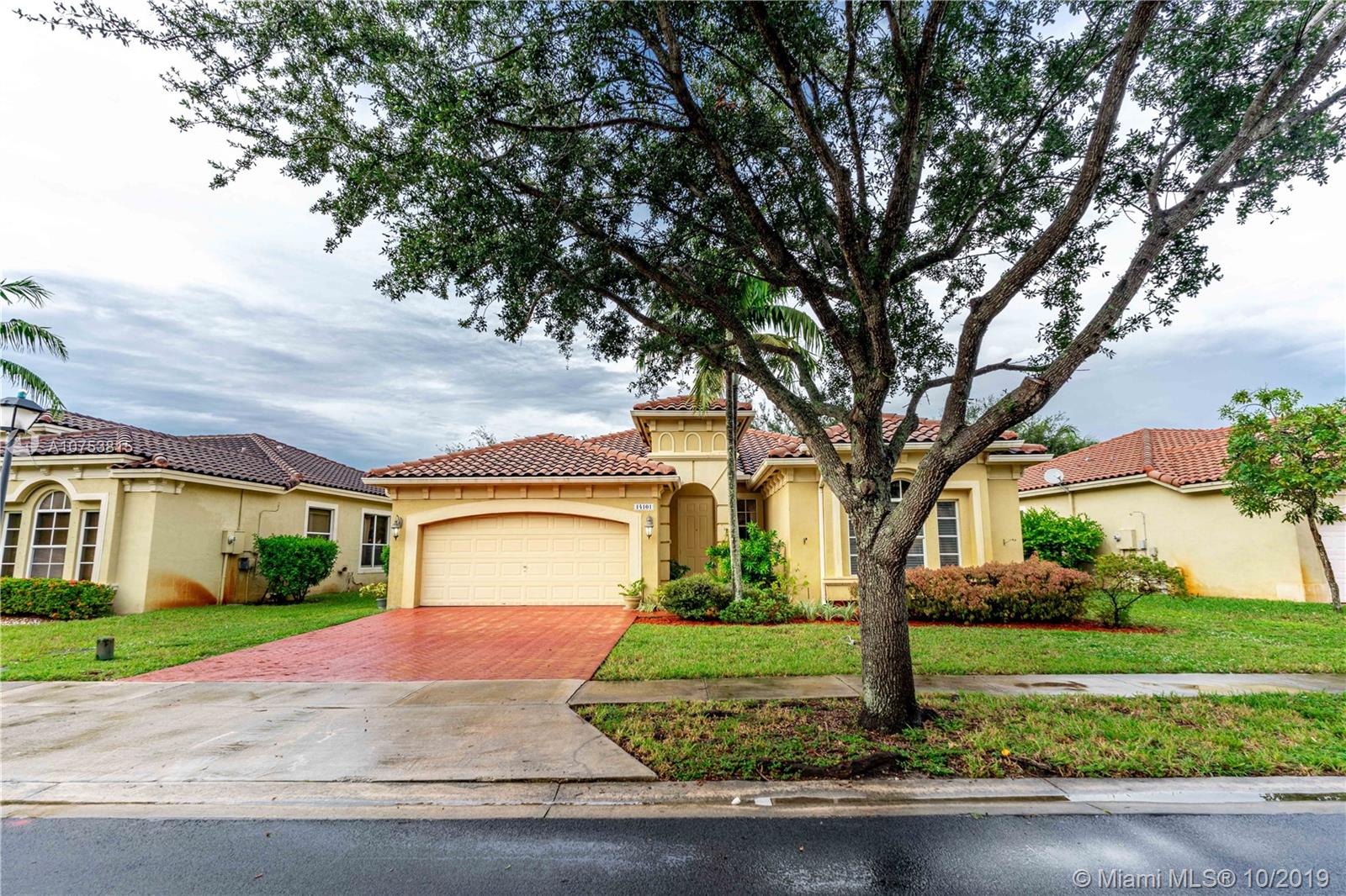 Vizcaya Miramar, FL 33027 - Photo 10 of 44