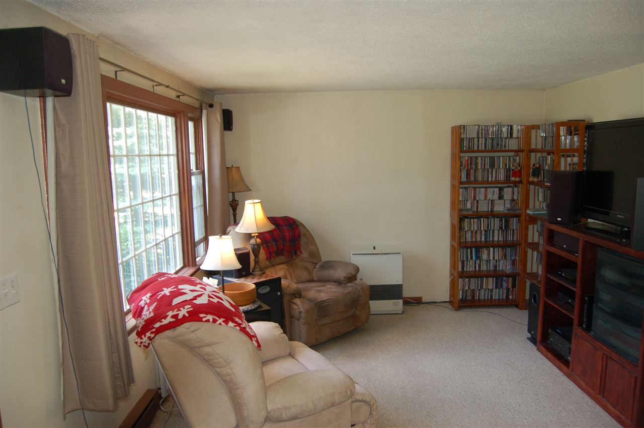 12 Riversedge Drive Milford, NH 03055 - Photo 5 of 14 Gallery Image 5