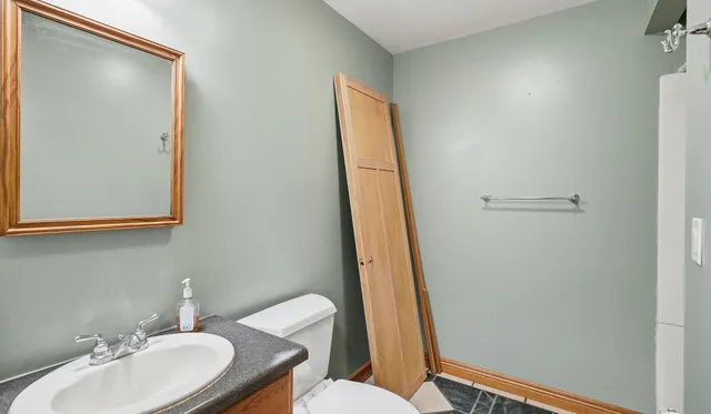 $154,900 | 302 Minnesota Avenue East, Minnesota Lake, MN 56068