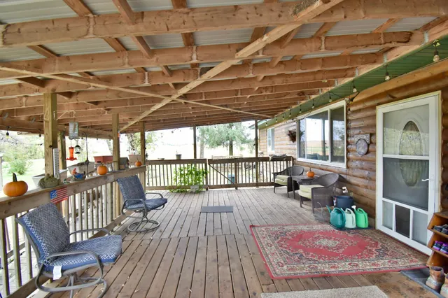 $375,000 | 19375 573rd Avenue, Litchfield, MN 55355