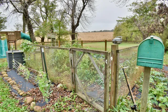 $375,000 | 19375 573rd Avenue, Litchfield, MN 55355