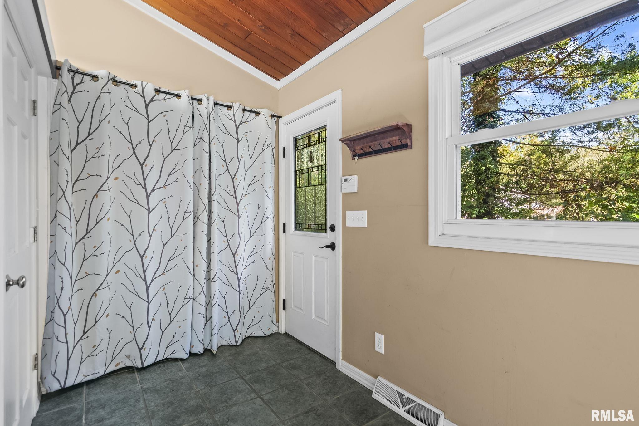 75 Meadowlark Lane Springfield, IL 62702 - Photo 30 of 35