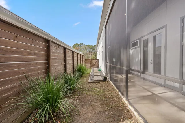 $550,000 | 2287 Lake Hall Road, Tallahassee, FL 32309