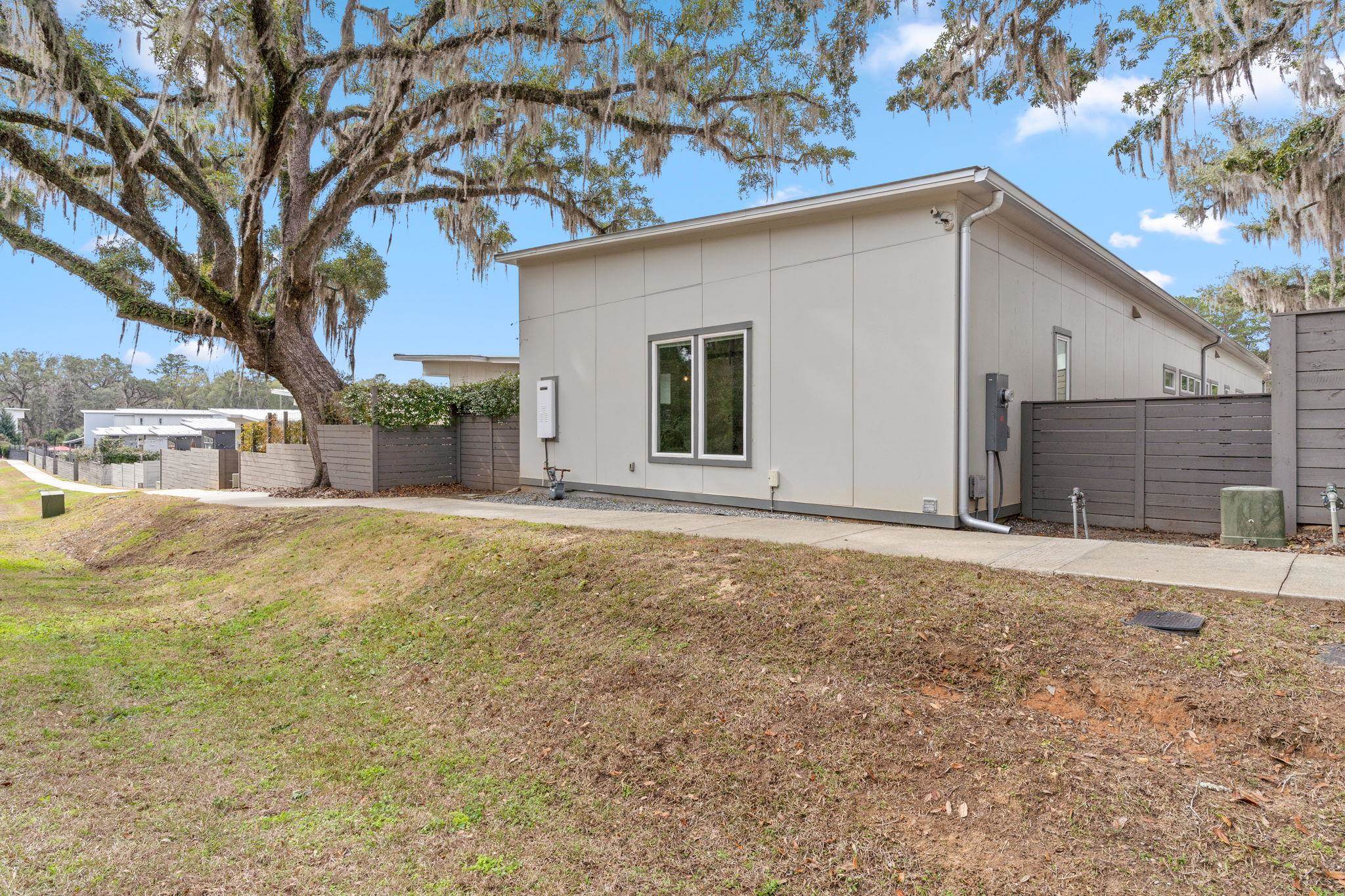 2287 Lake Hall Road Tallahassee, FL 32309 - Photo 24 of 54