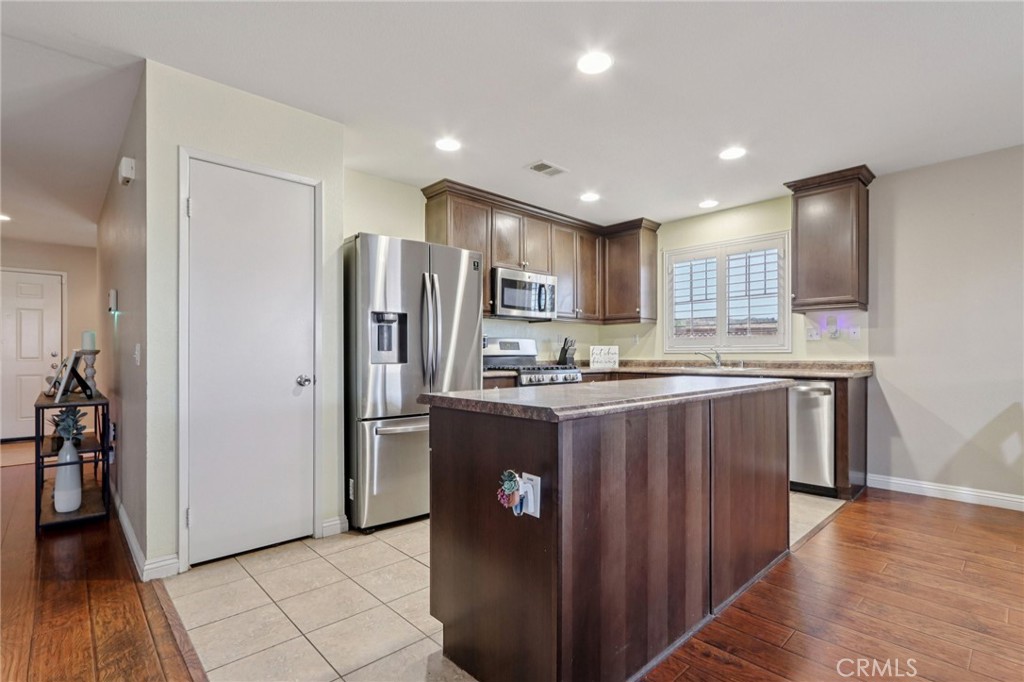 3086 Hawthorne Road Perris, CA 92571 - Photo 14 of 34