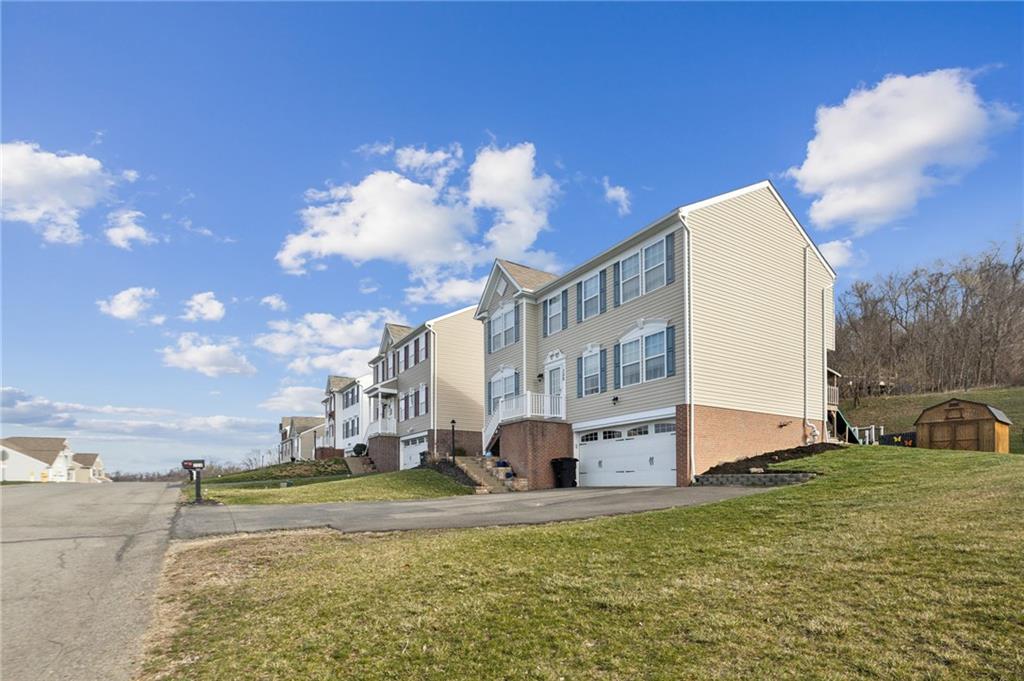 208 Summit Circle Houston, PA 15342 - Photo 2 of 30