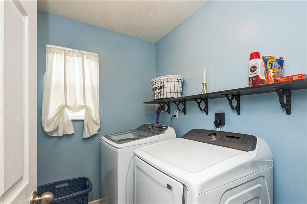 208 Summit Circle Houston, PA 15342 - Photo 23 of 30 Laundry room on upper floor