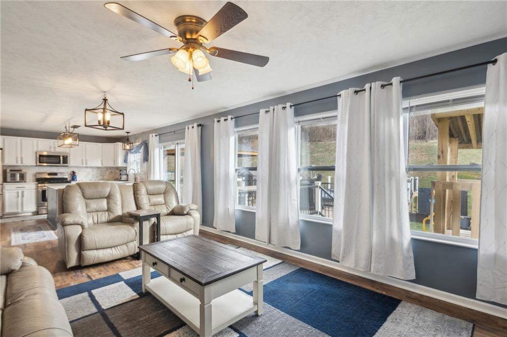 208 Summit Circle Houston, PA 15342 - Photo 10 of 30