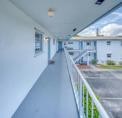 $135,000 | 420 West Palm Street, Unit 24, Lantana, FL 33462