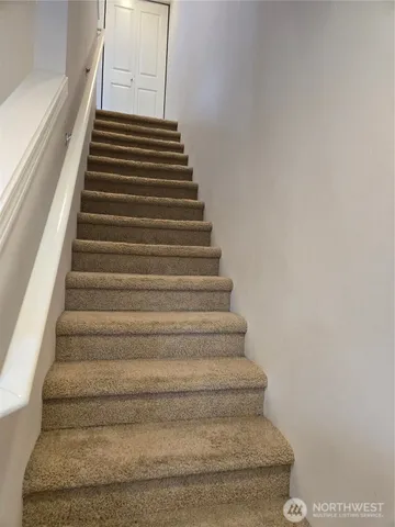 $2,600 | 3337 30th Drive, Everett, WA 98201