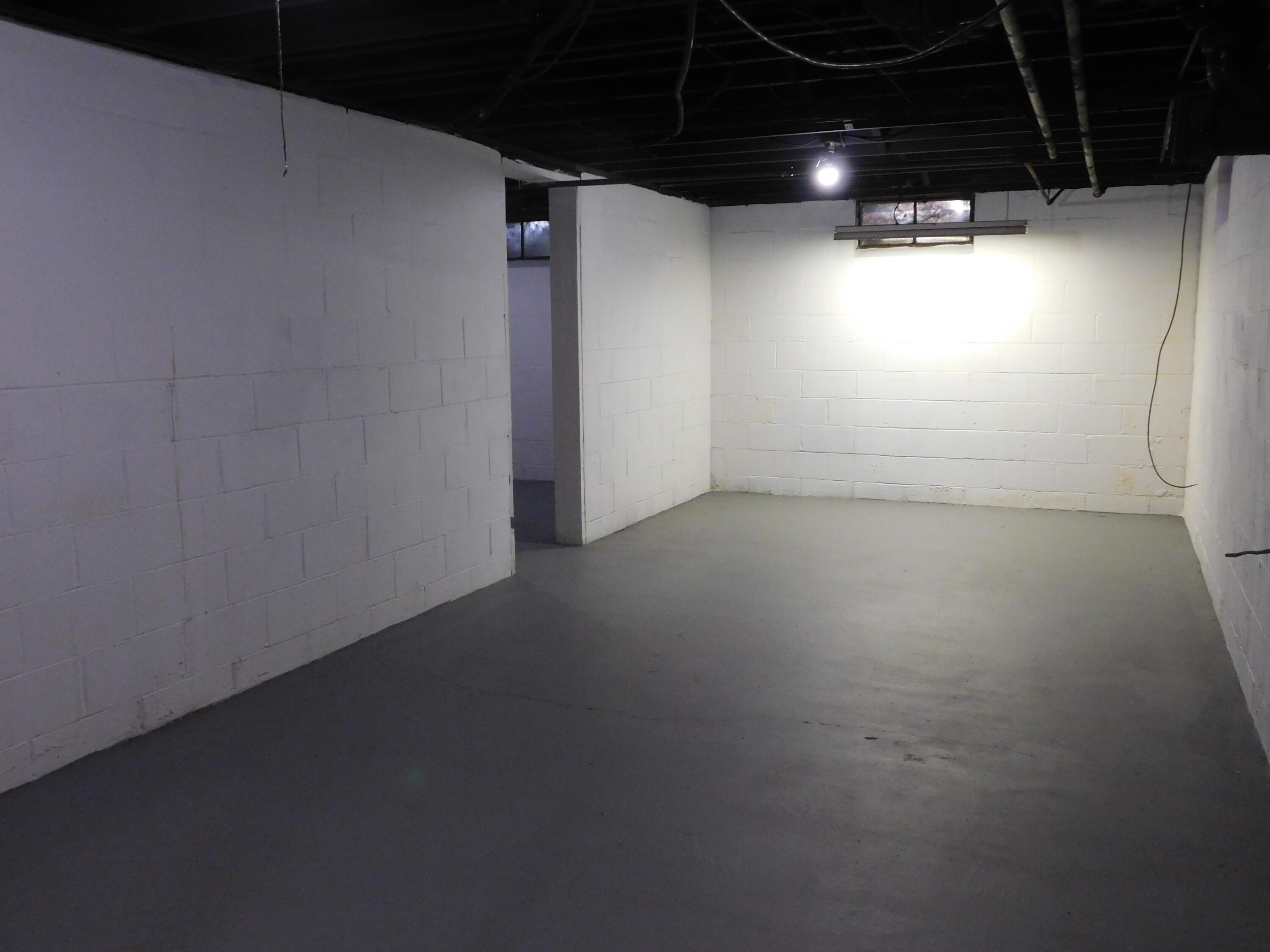 175 Fisk Road Benton Harbor, MI 49022 - Photo 30 of 31 DSCN3018