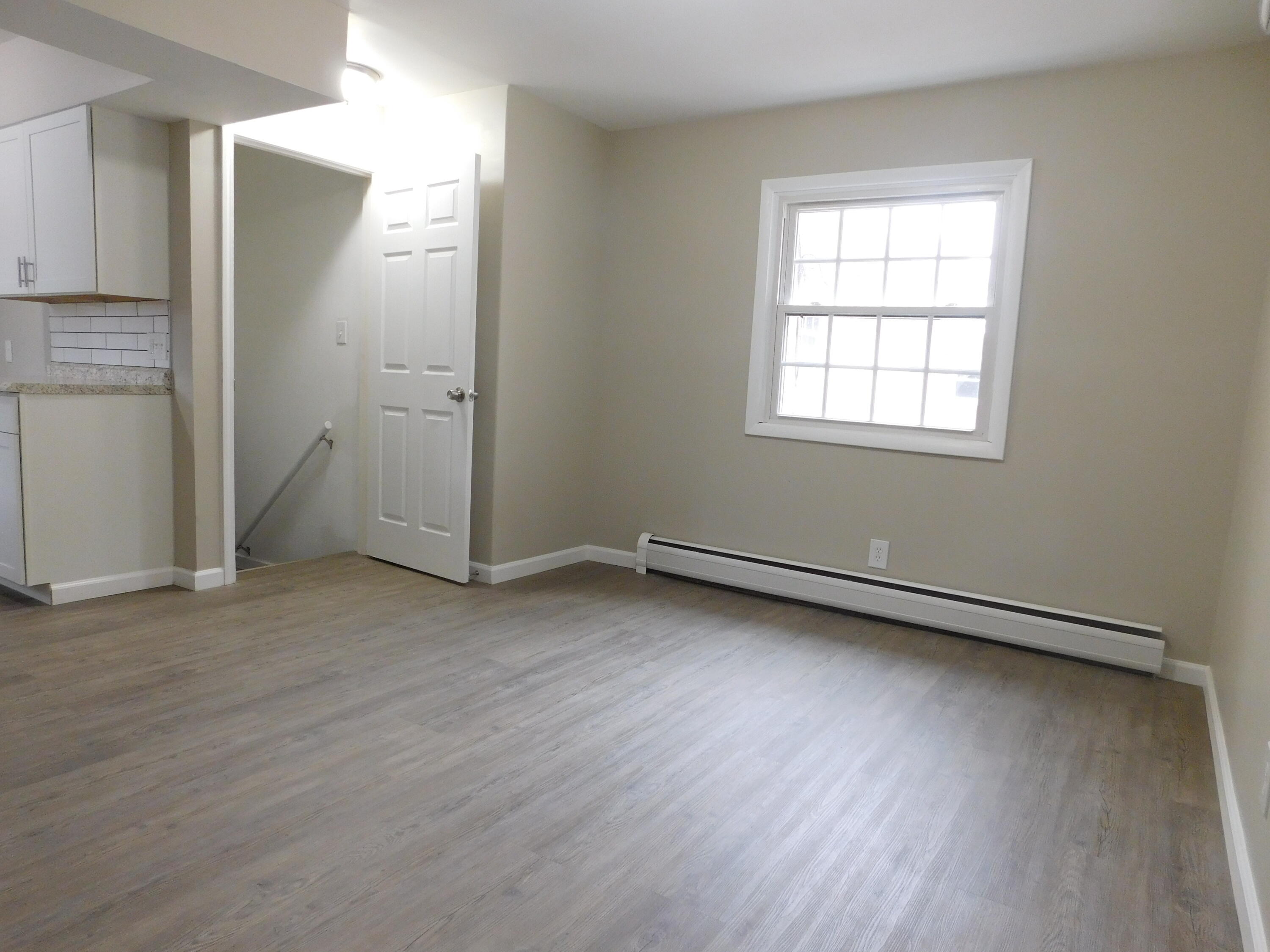 175 Fisk Road Benton Harbor, MI 49022 - Photo 4 of 31 DSCN2994