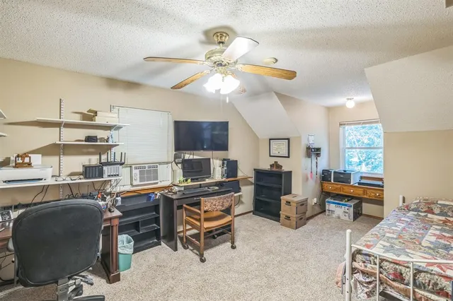 $585,900 | 906 County Road 2770, Honey Grove, TX 75446