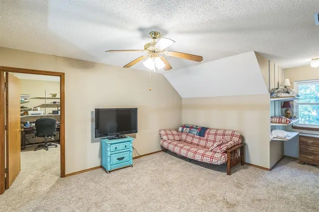 $585,900 | 906 County Road 2770, Honey Grove, TX 75446