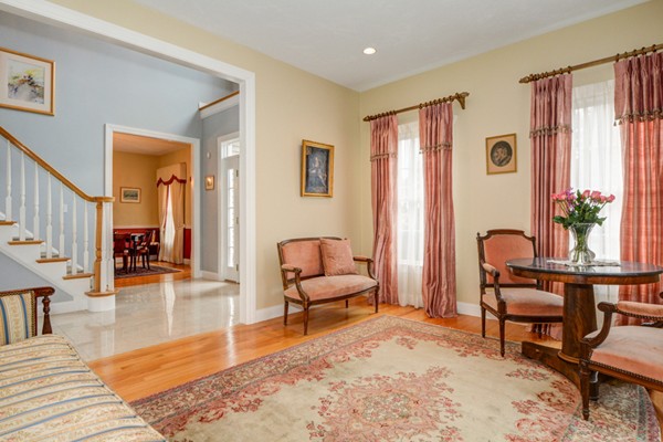 56 Mohawk Path Holliston, MA 01746 - Photo 3 of 30 Gallery Image 3