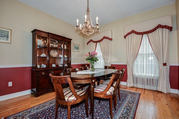 56 Mohawk Path Holliston, MA 01746 - Photo 4 of 30 Gallery Image 4