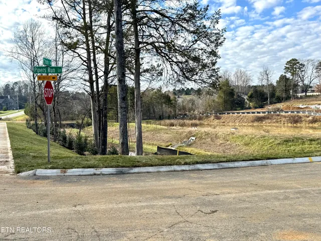 $1,439,900 | 3 Pipers Run Lane, Knoxville, TN 37922