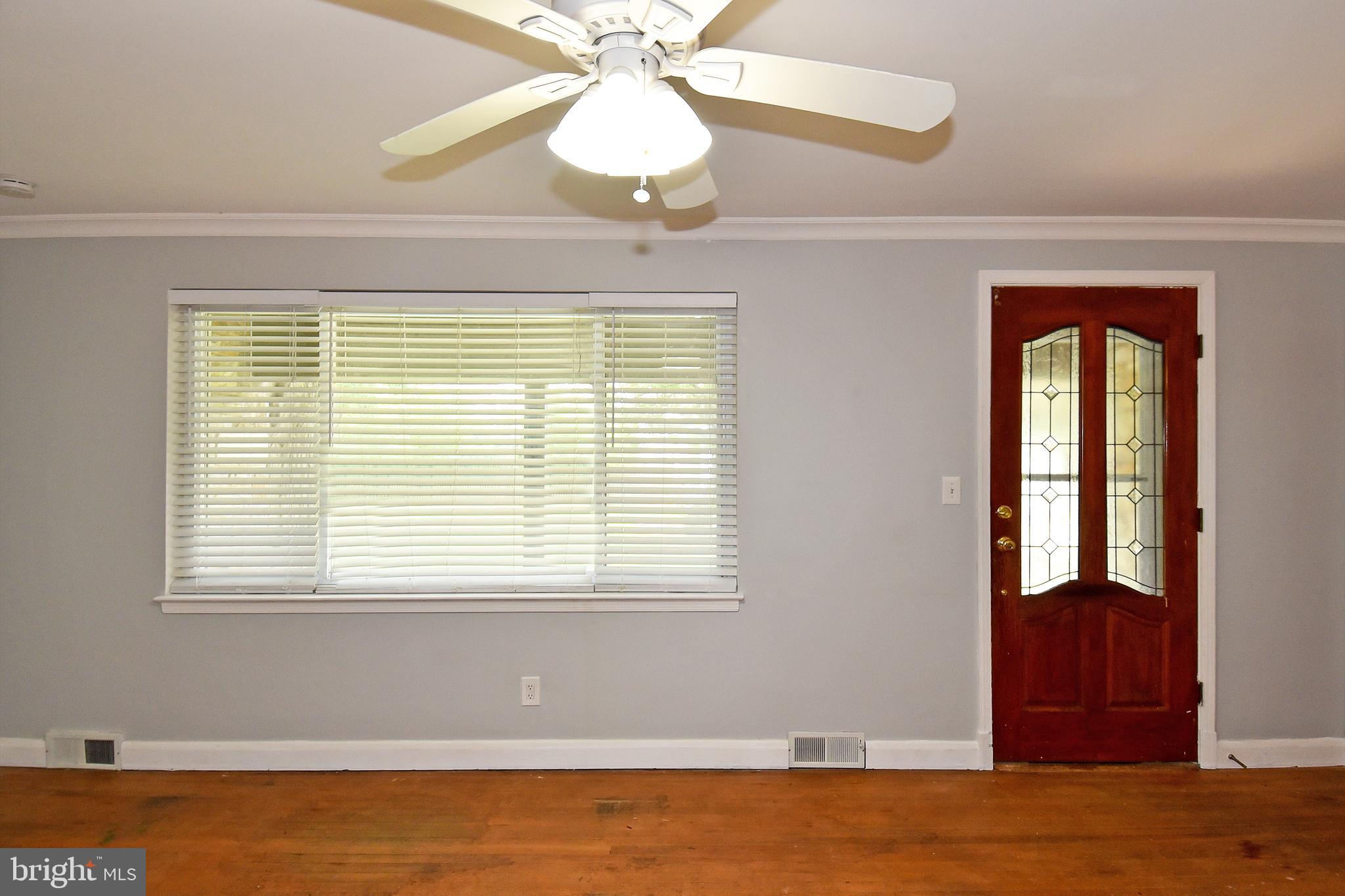 9779 Bird River Road Middle River, MD 21220 - Photo 23 of 42 Living Room