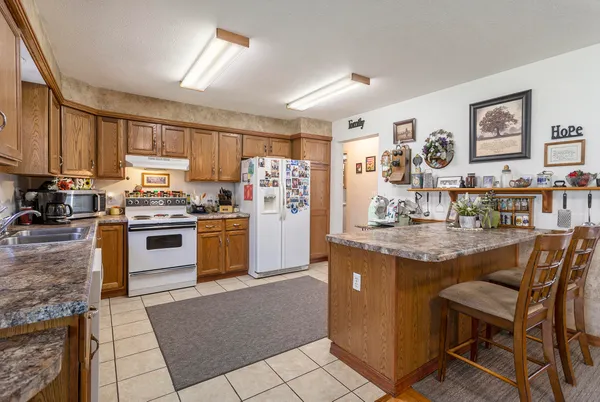 $660,000 | 54485 Day Road, Marcellus, MI 49067