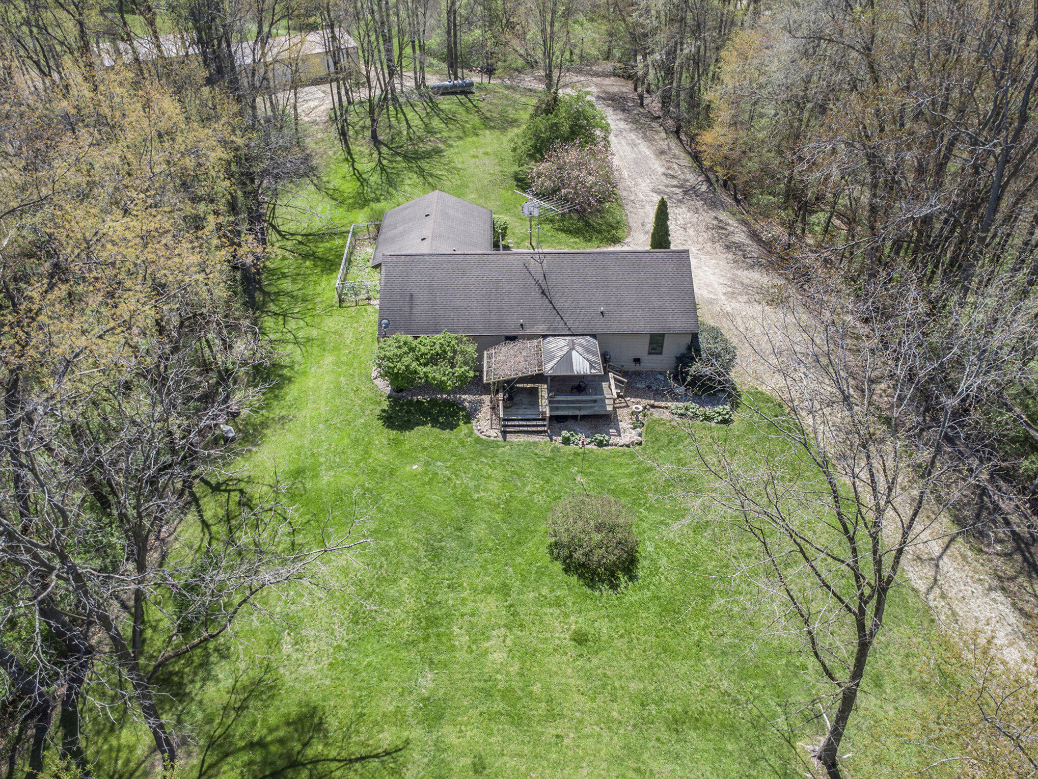 54485 Day Road Marcellus, MI 49067 - Photo 3 of 49 005_54485_day_rd_marcellus_mi_49067-10_0