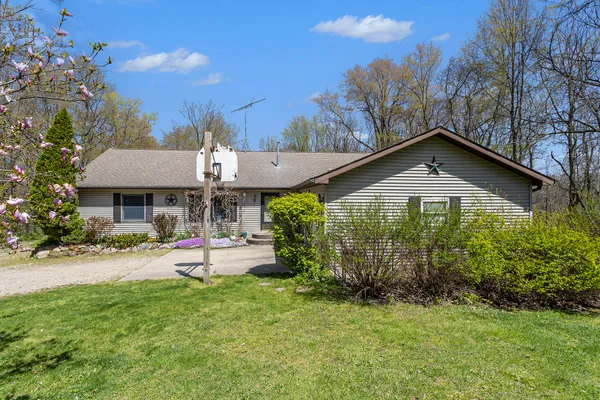 $660,000 | 54485 Day Road, Marcellus, MI 49067