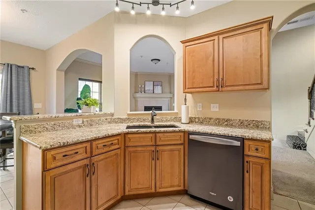 $300,000 | 8925 Inkster, Lenexa, KS 66227