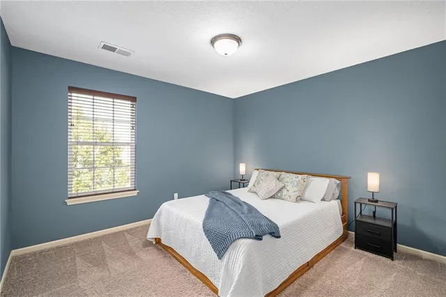 $300,000 | 8925 Inkster, Lenexa, KS 66227