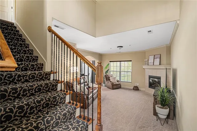 $300,000 | 8925 Inkster, Lenexa, KS 66227