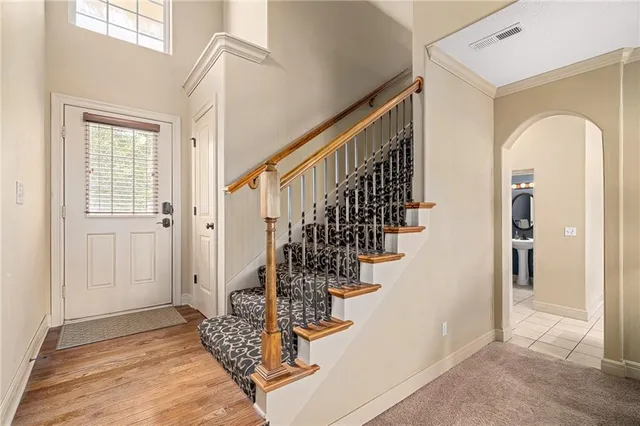 $300,000 | 8925 Inkster, Lenexa, KS 66227